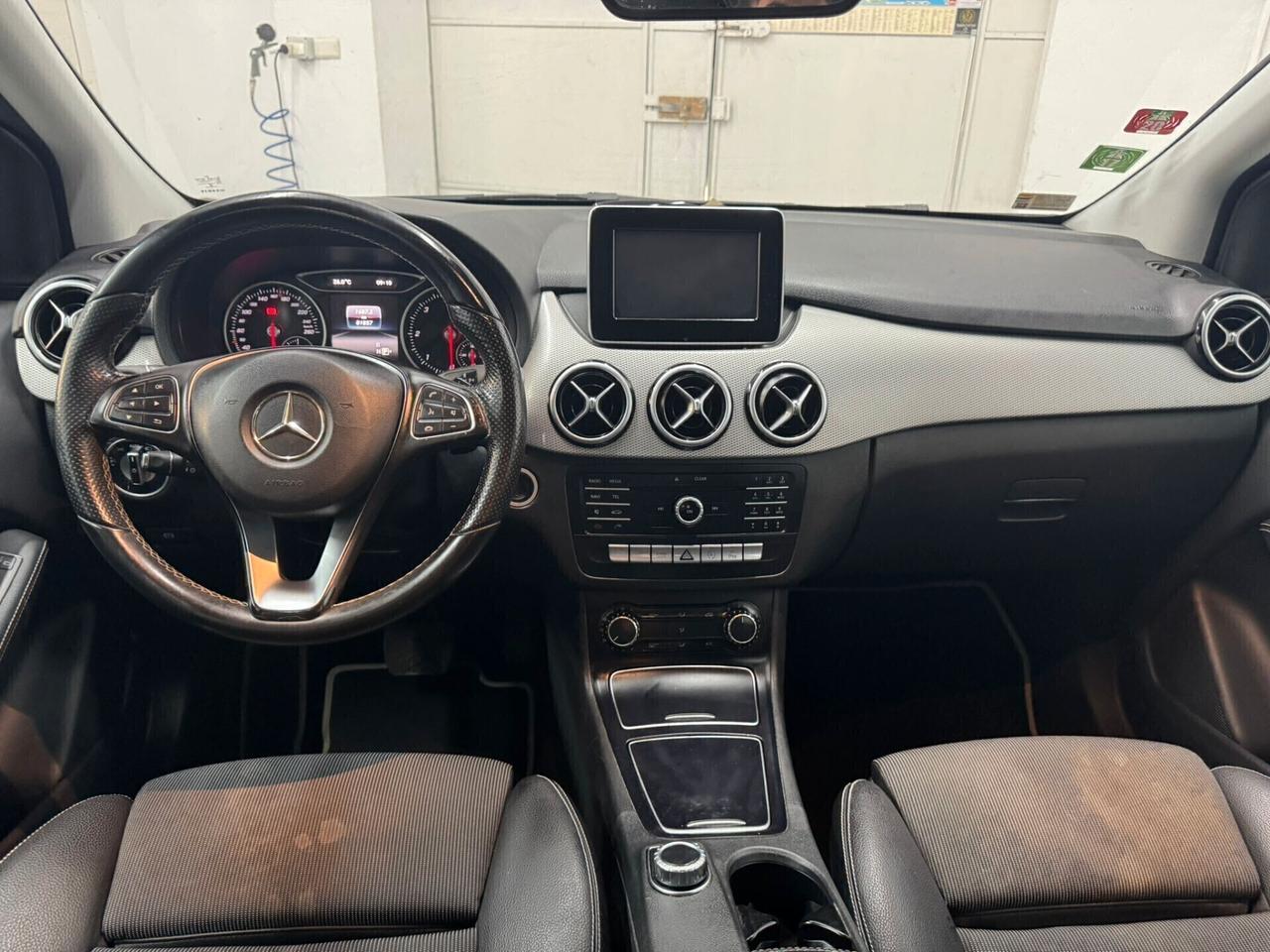 Mercedes-benz B 200 B 200 d Automatic Premium