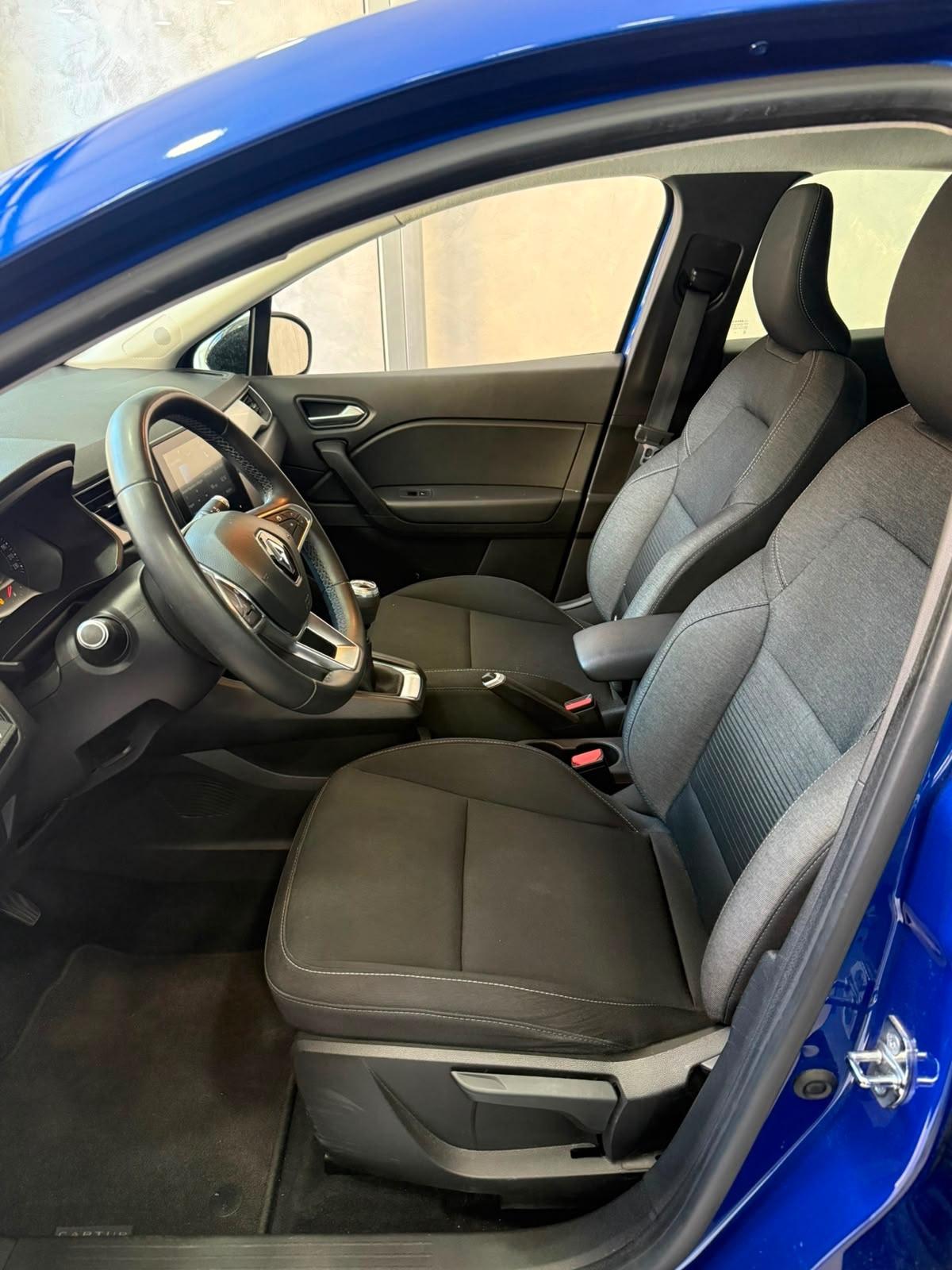 Renault Captur TCe 100 CV Intens