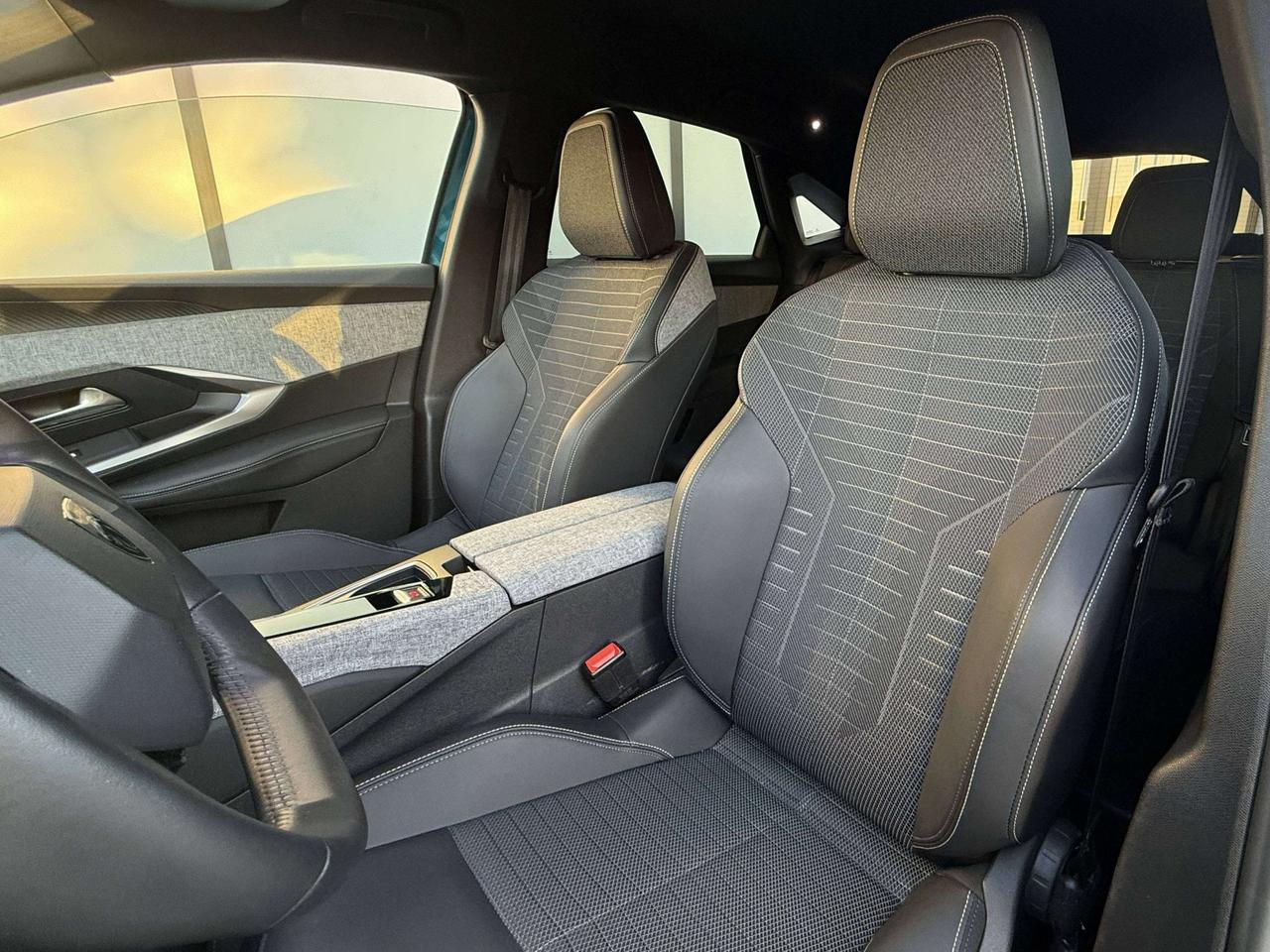 Peugeot 3008 1.2 Hybrid Allure 145cv ITALIANA - IVA ESPOSTA - UNICO PROPRIETARIO
