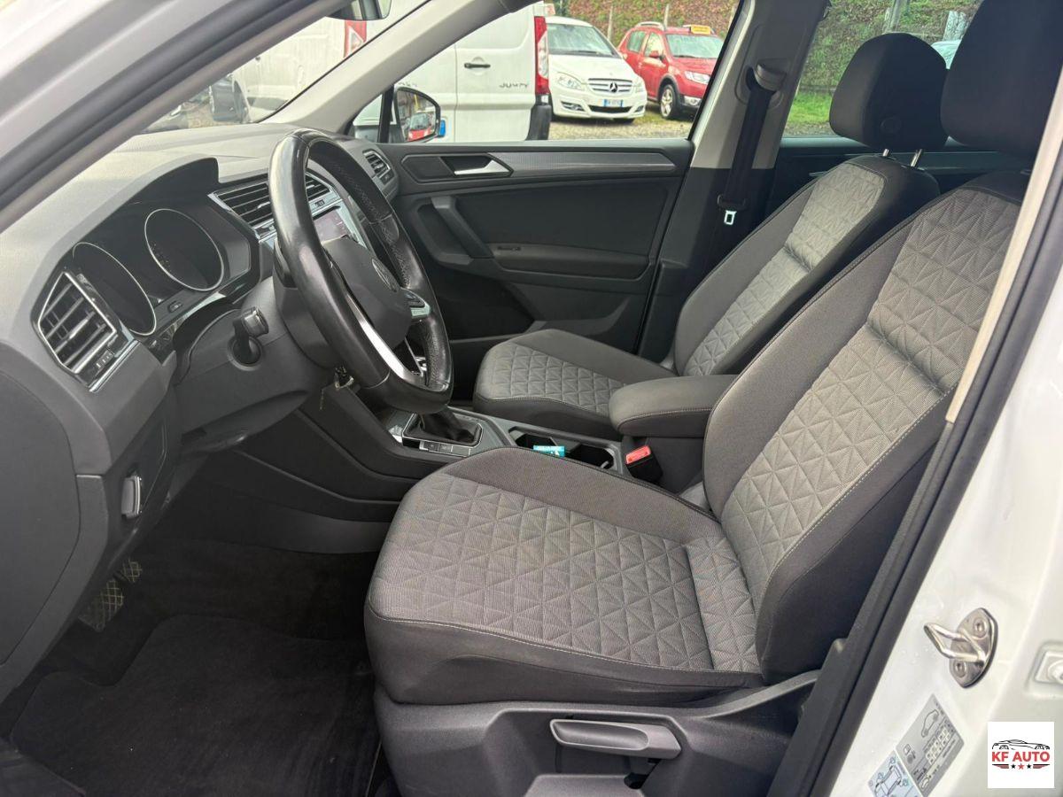 VOLKSWAGEN - Tiguan 2.0 tdi scr Elegance 150cv dsg