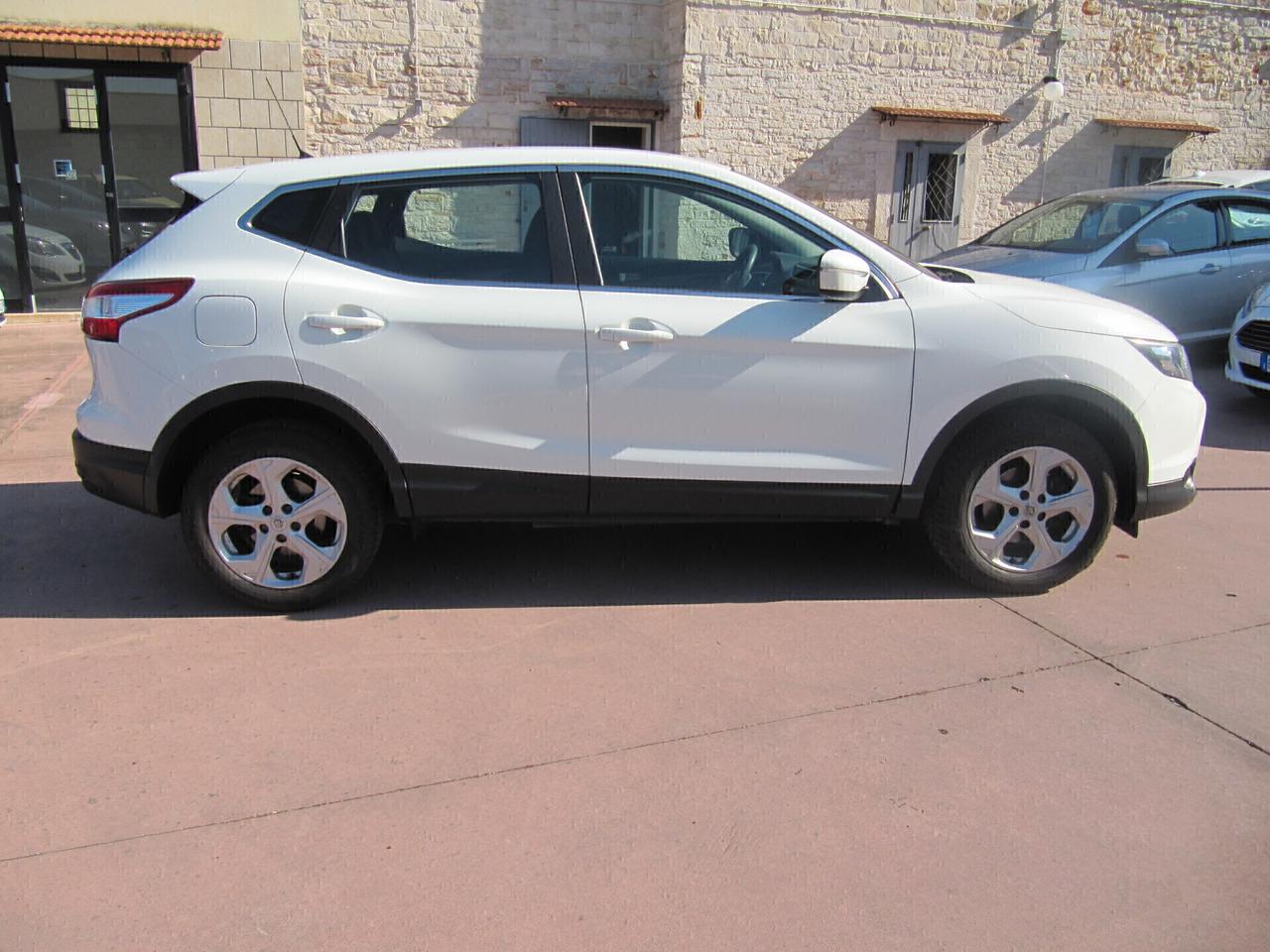 Nissan Qashqai 1.5 dCi Visia