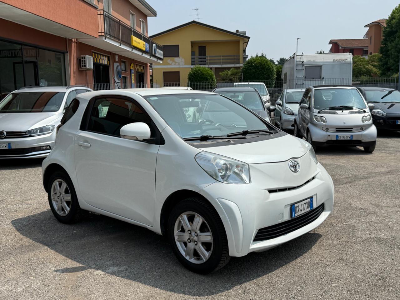 Toyota iQ 1.0 Multidrive