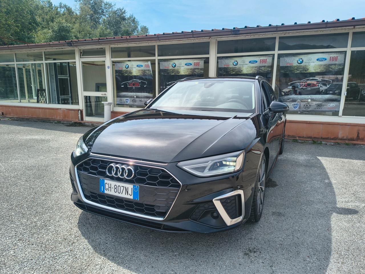 AUDI A4 AVANT 40 TDI S TRONIC 108.000 KM