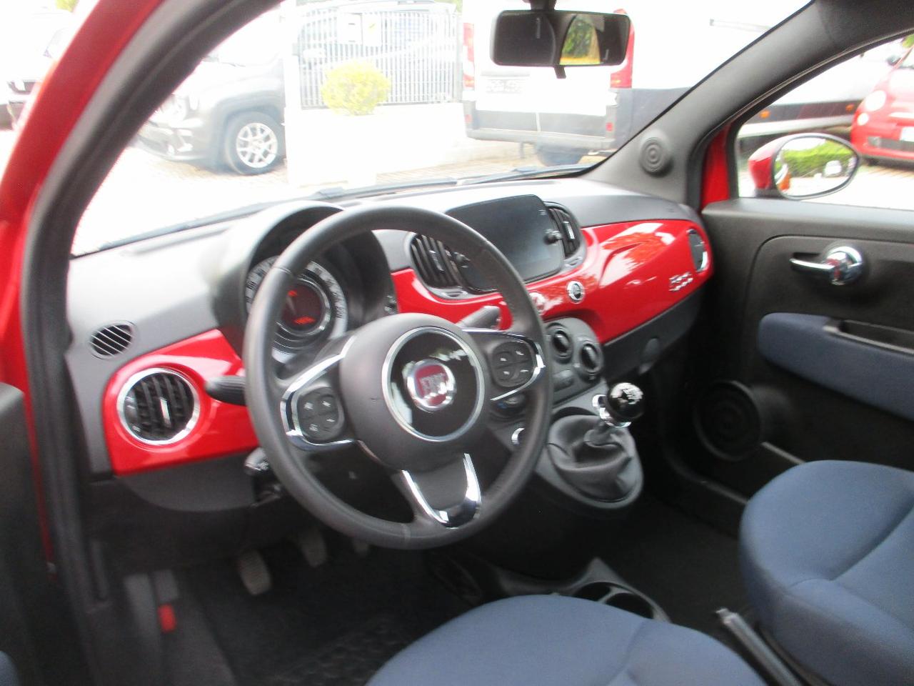 Fiat 500 1.0 hybrid 70cv NAVI/CarPlay/Sensori