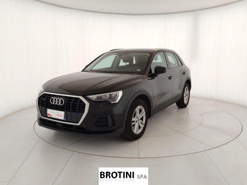Audi Q3 35 TDI quattro S-Tronic Business
