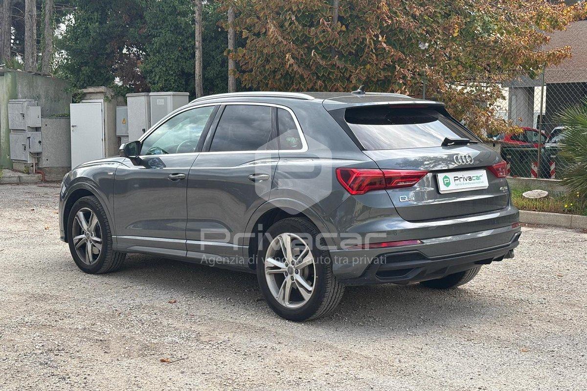 AUDI Q3 40 TDI quattro S tronic S line edition
