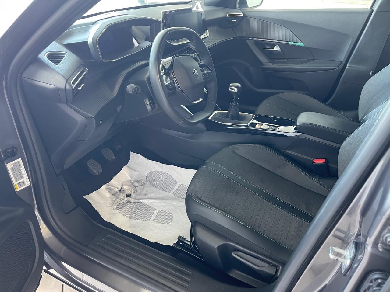 Peugeot 2008 1.2 100cv Allure-NO VINCOLO DI FINANZIAMENTO