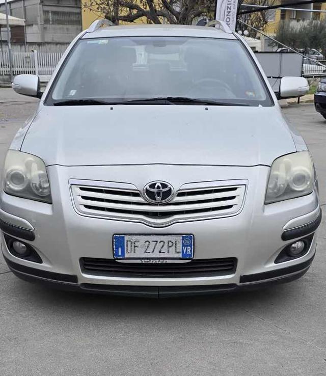 TOYOTA Avensis BENZINA/GPL 1.8 16V SW senza nessun lavoro da fare