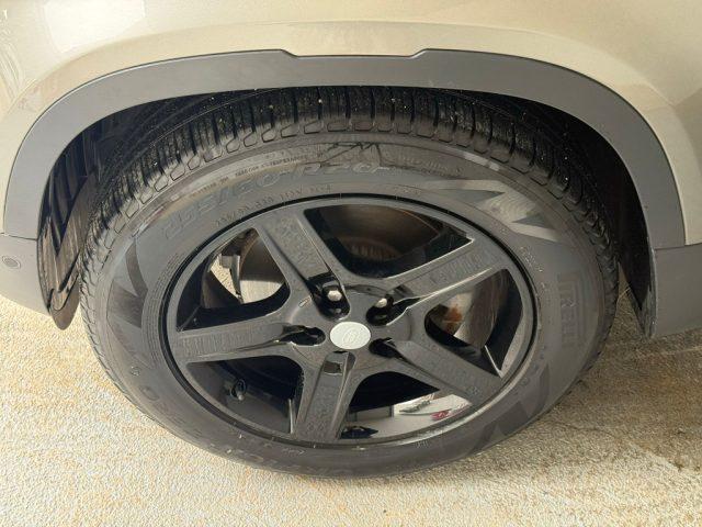 LAND ROVER Defender 110 3.0D I6 250 CV AWD Auto Hard Top X-Dynamic SE