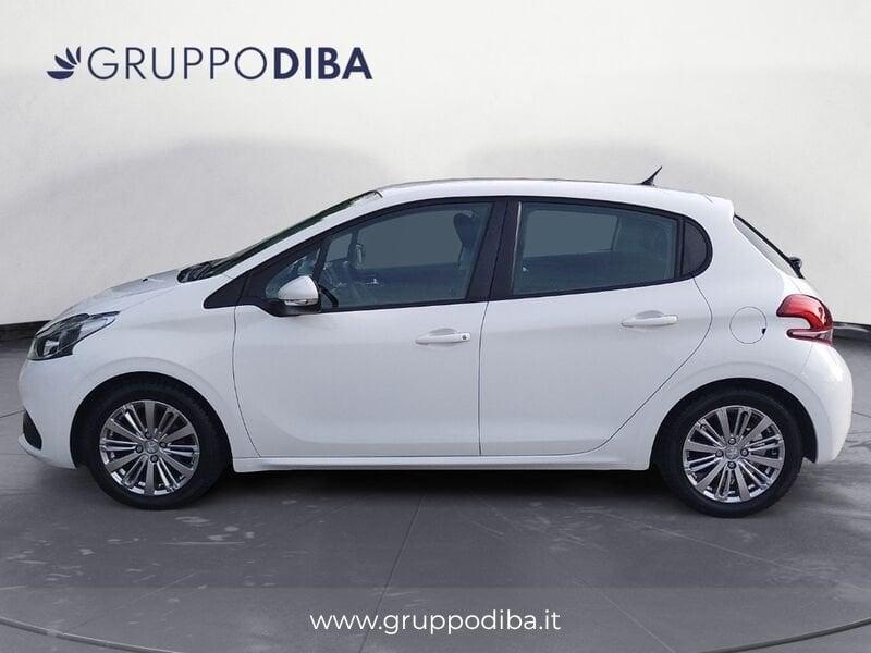 Peugeot 208 I 2015 Benzina 5p 1.2 puretech Active 82cv