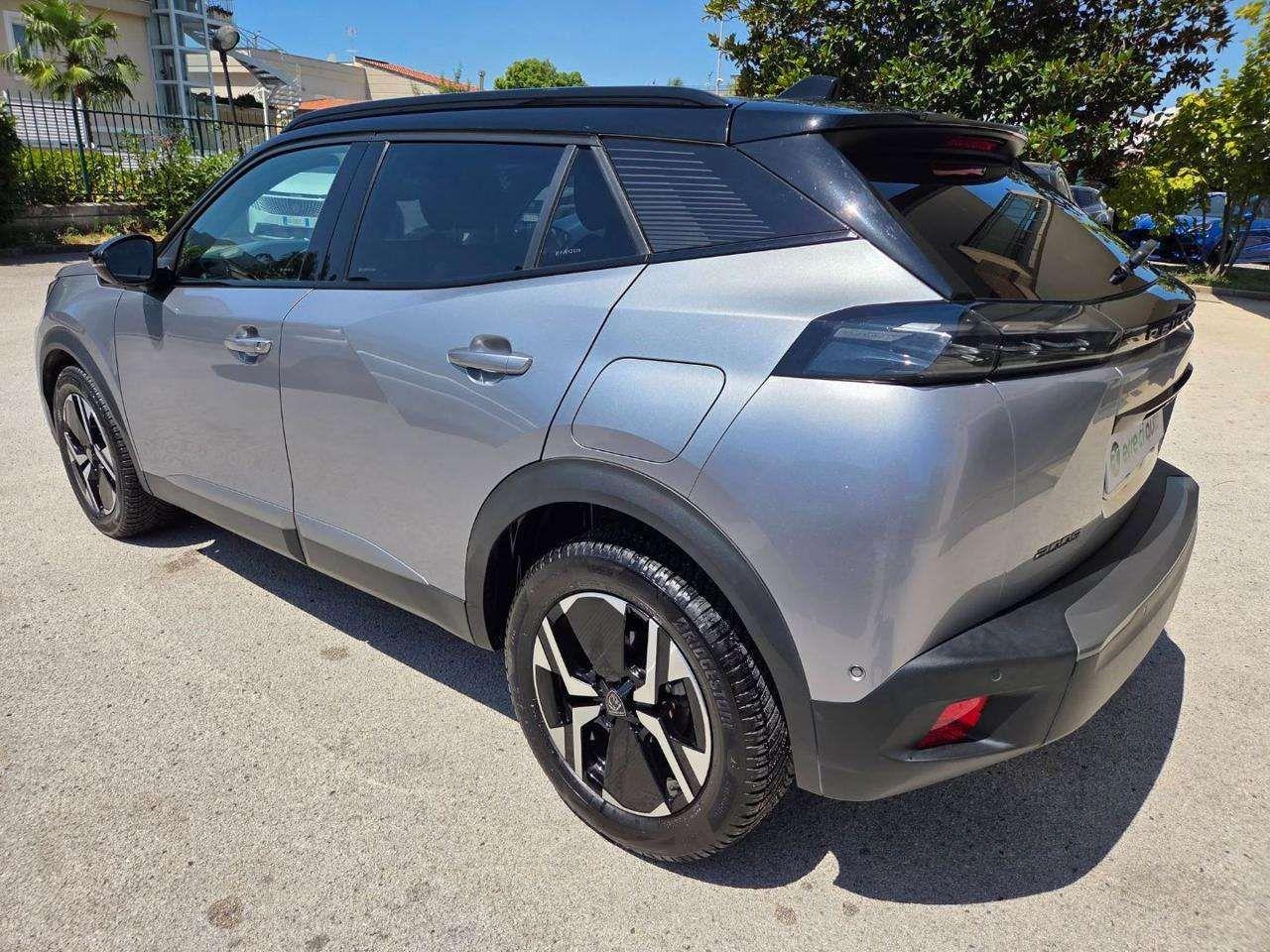 Peugeot 2008 BlueHDi 130 S&S EAT8 GT + 360°