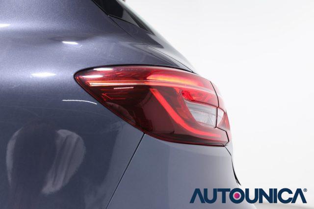RENAULT Clio TCE 90 CV 5 PORTE BUSINESS FARI LED