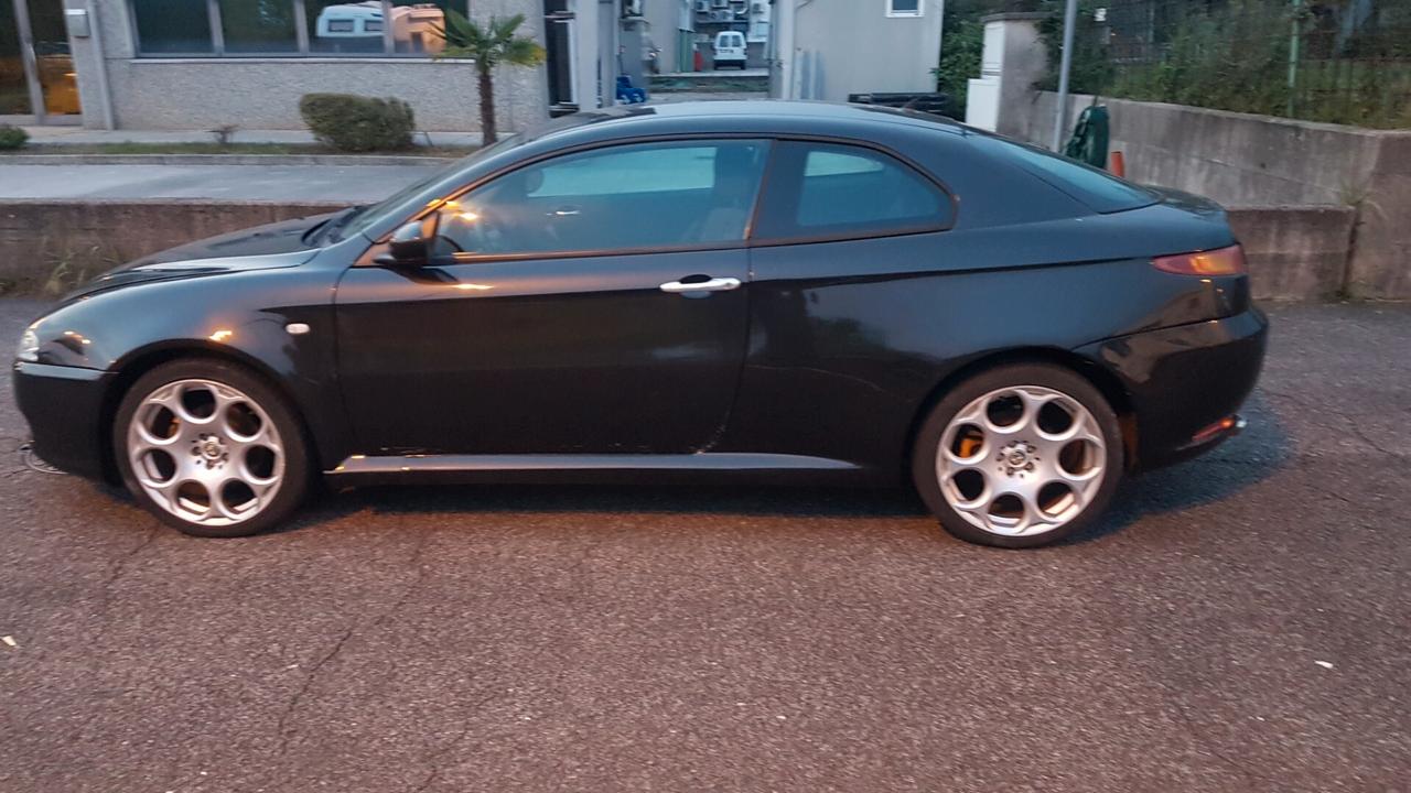 Alfa Romeo GT 1.9 MJT 16V Distinctive