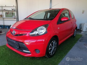 TOYOTA AYGO 1.0 BENZINA - PERFETTA PER NEOPATEN