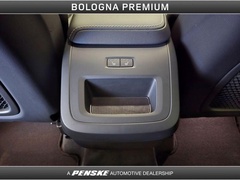 Volvo XC60 XC60 B5 AWD automatico Plus Dark