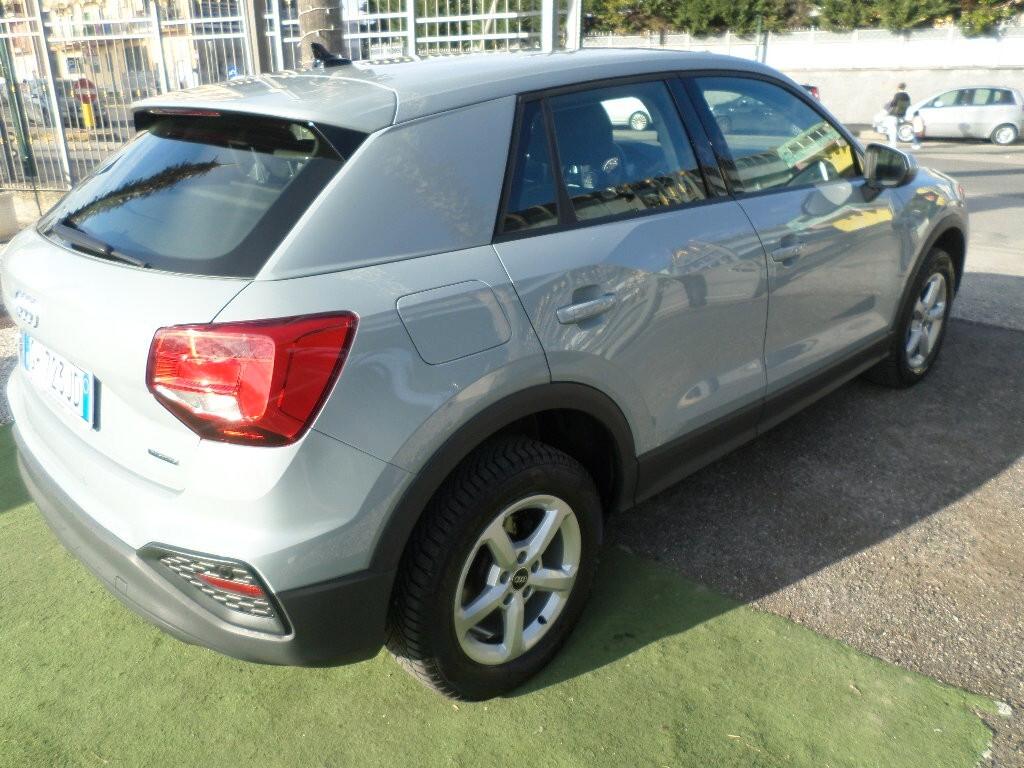 Audi Q2 35 TDI quattro S tronic Business Plus