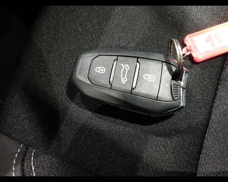 Jeep Avenger 1.2 Turbo 100 CV Summit