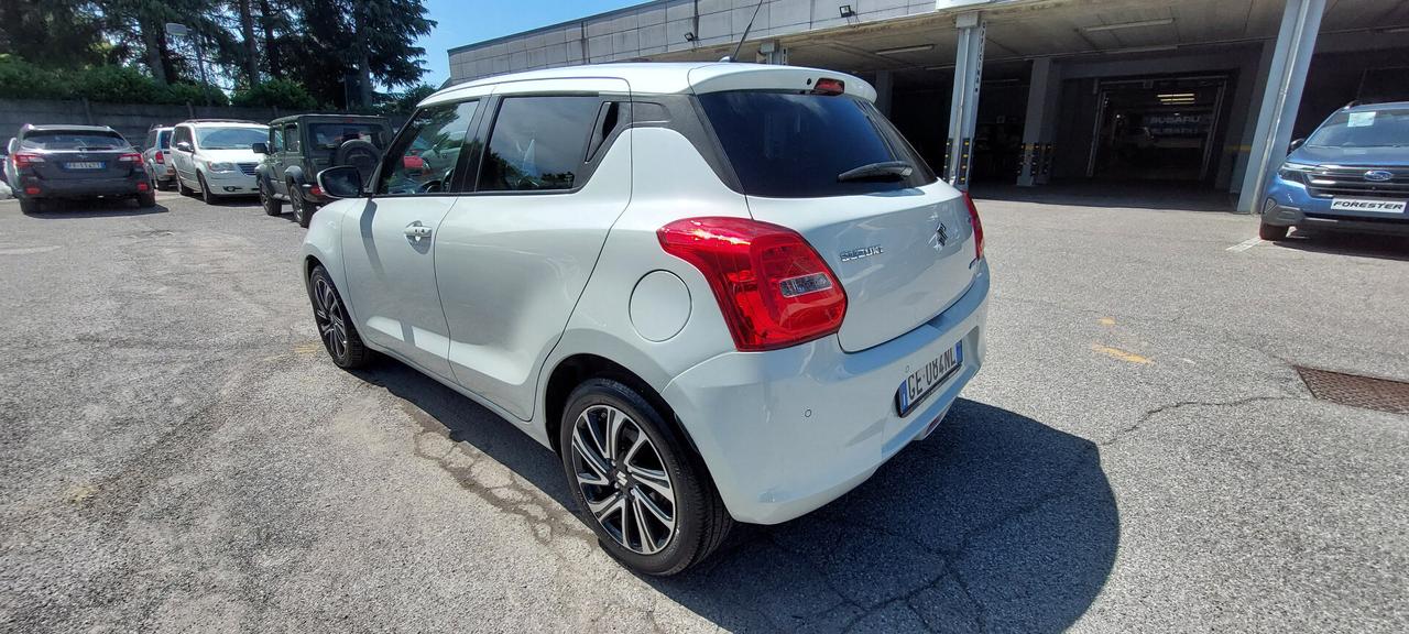Suzuki Swift 1.2 Hybrid CVT Top cambio automatico
