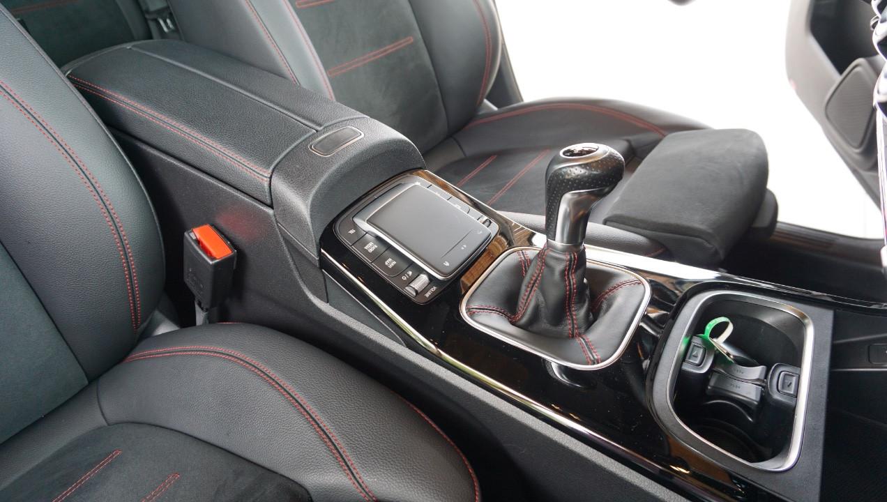 Mercedes B 180 Premium AMG