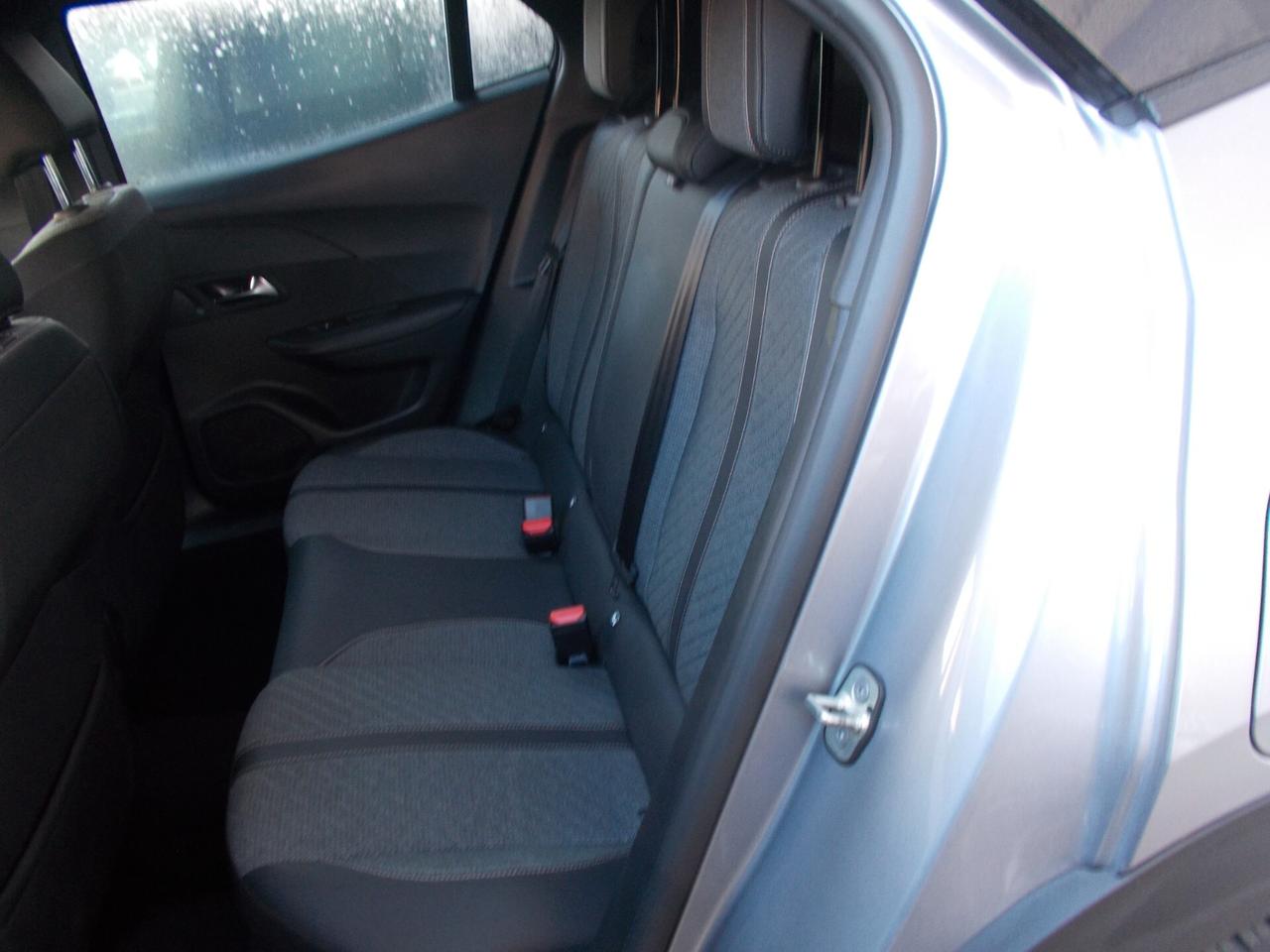 Peugeot 2008 PureTech 100 S&S Allure