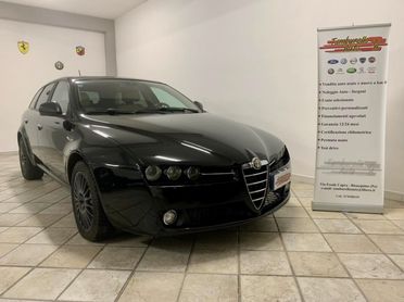 Alfa Romeo 159 2.4 JTDm (210) Q4 Sportwagon Exclusive