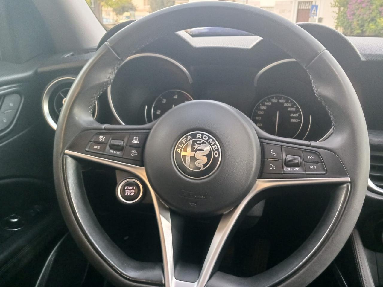 ALFA ROMEO STELVIO 2.2TURBODIESEL 190CV AUTOM-2020