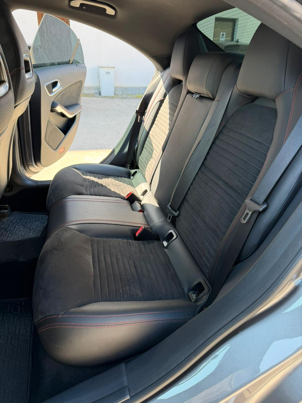 Mercedes-benz CLA 220 d Automatic Premium