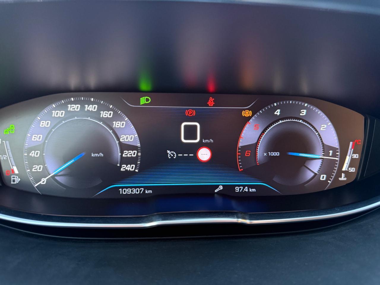 Peugeot 3008 BlueHDi 130 S&S Allure