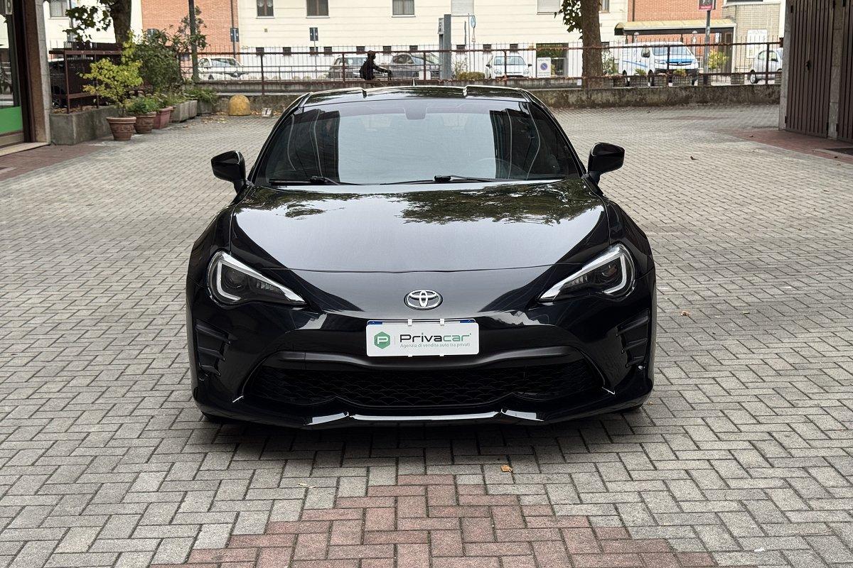 TOYOTA GT86 2.0 AT Rock&Road