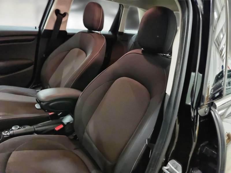 MINI COOPER Business Autom. 5 PORTE