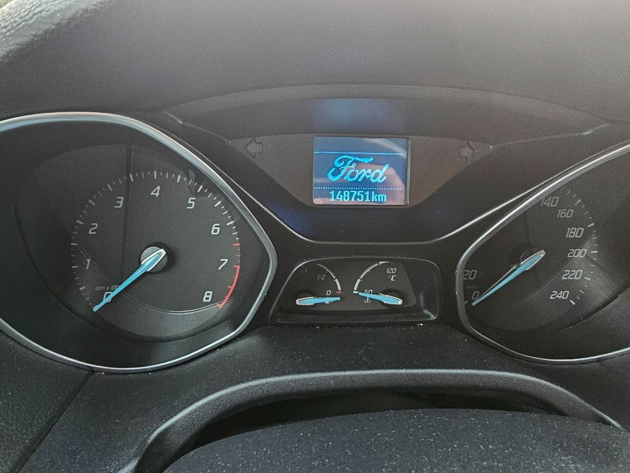 Ford Focus 1.6 benzina