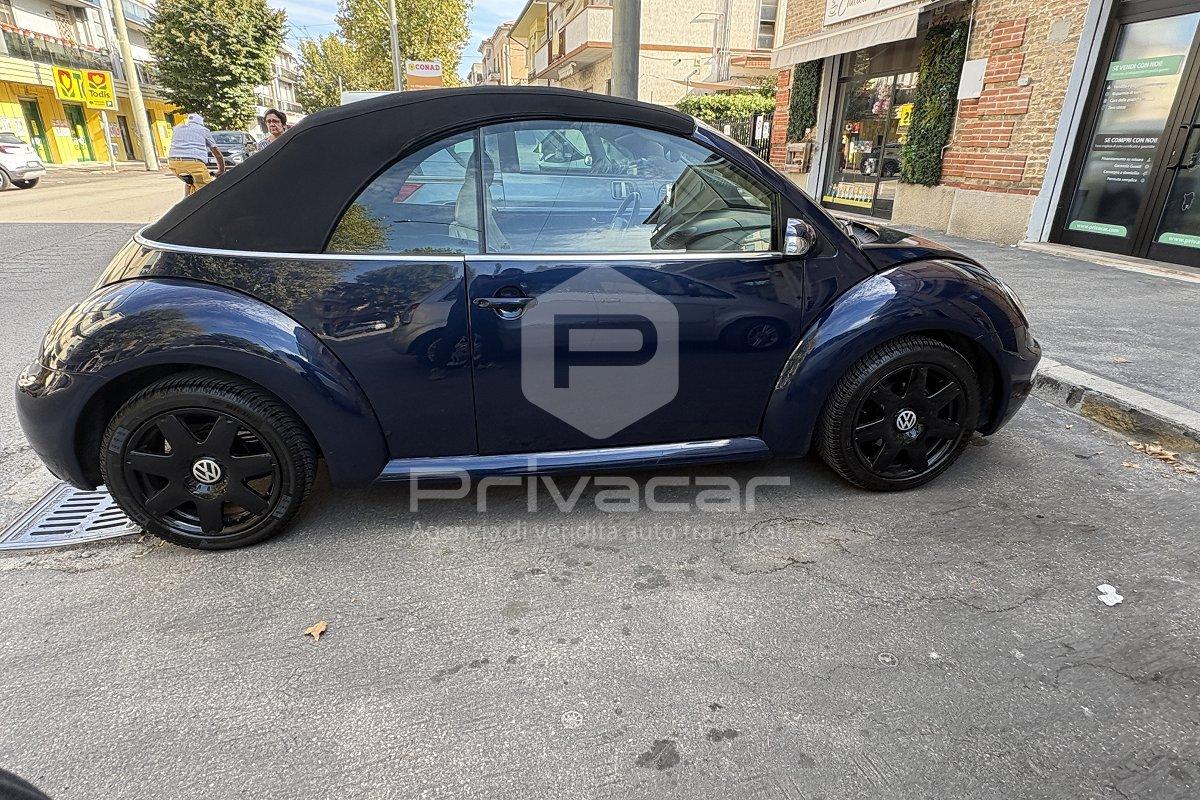 VOLKSWAGEN New Beetle 1.6 Cabrio