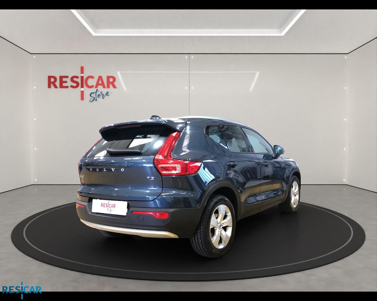 VOLVO XC40 1.5 t3 Momentum Pro 163cv auto my21