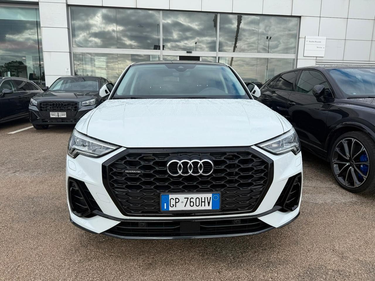 Audi Q3 40 TDI quattro S tronic line edition Identity Black Tetto