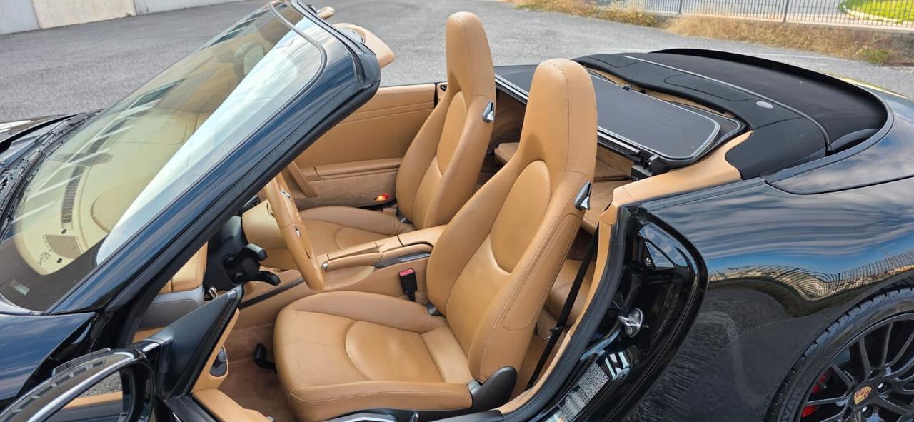 Porsche 911 Carrera Cabriolet