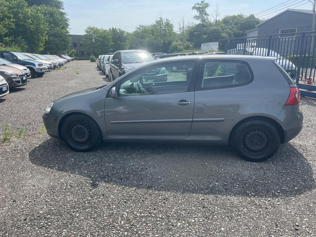 Volkswagen Golf Euro4/115CV/neopatentato/3Porte/unico proprietario