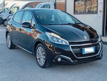 Peugeot 208 PureTech 82 5 porte Allure
