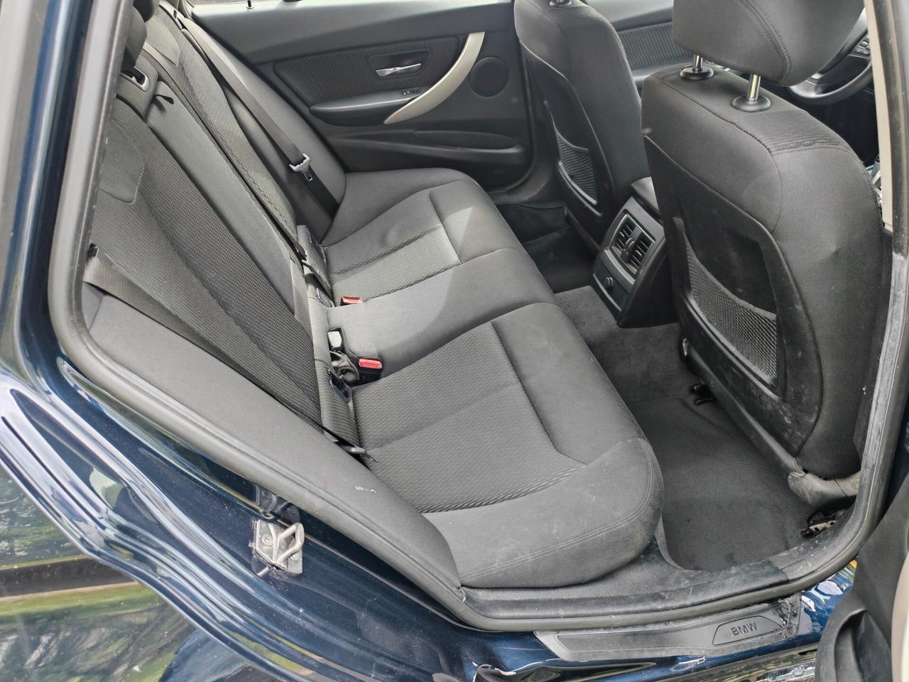Bmw 318d Touring Incidentata/Sinistrata