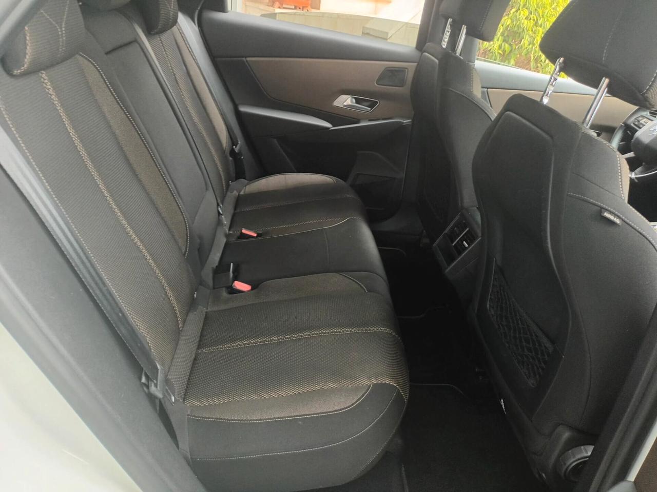 DS7 Crossback 1.5 Blue HDi 130 CV Auto Business