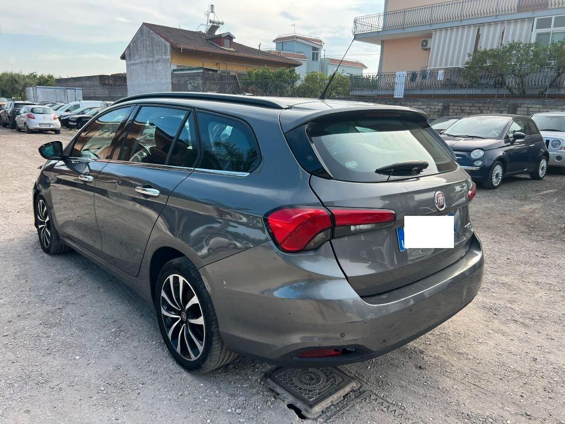 Fiat Tipo 1.4 T-Jet 120CV GPL SW Lounge
