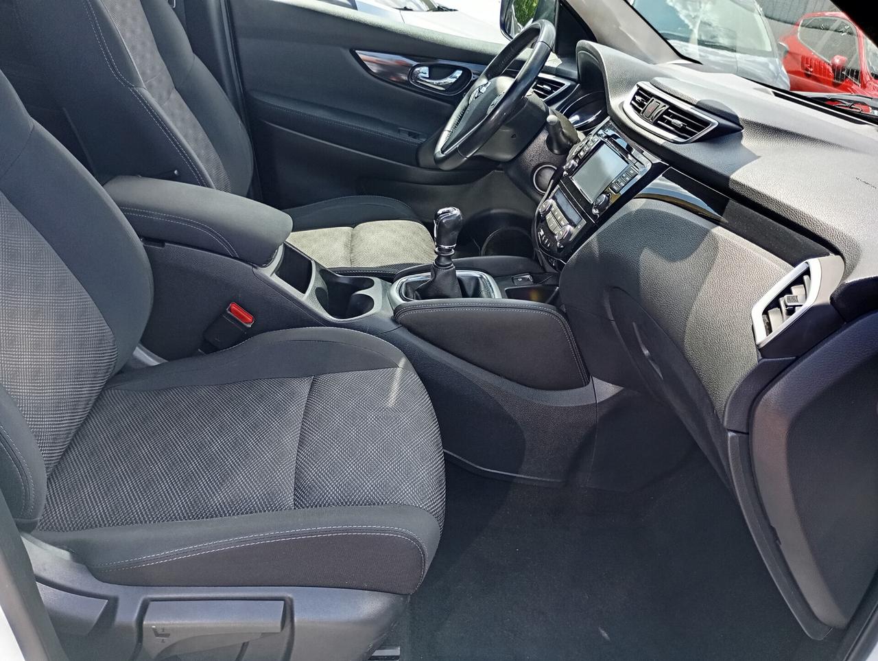 Nissan Qashqai 1.2 DIG-T N-Connecta