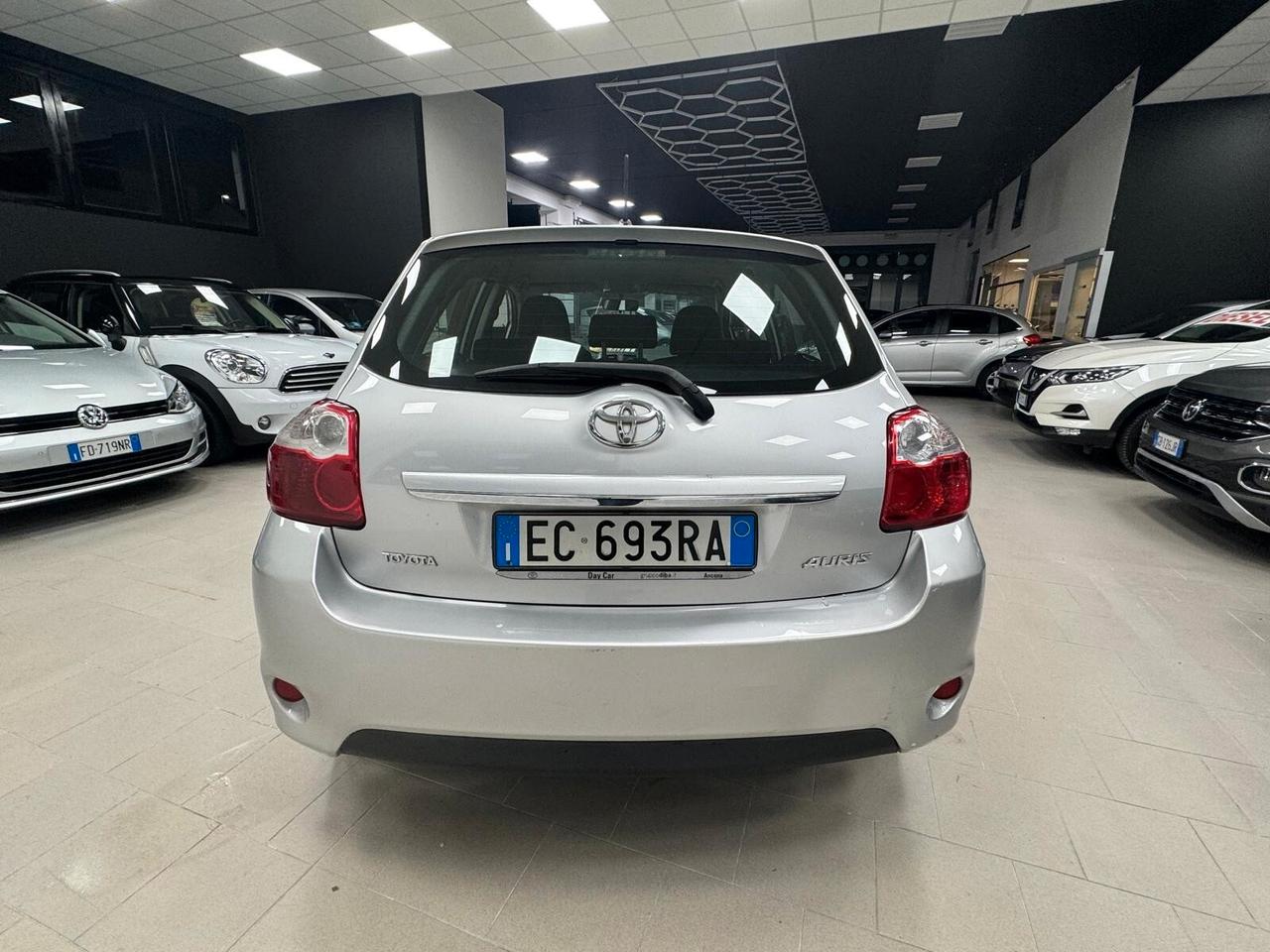 Toyota Auris 1.4 D-4D 5 porte Sol