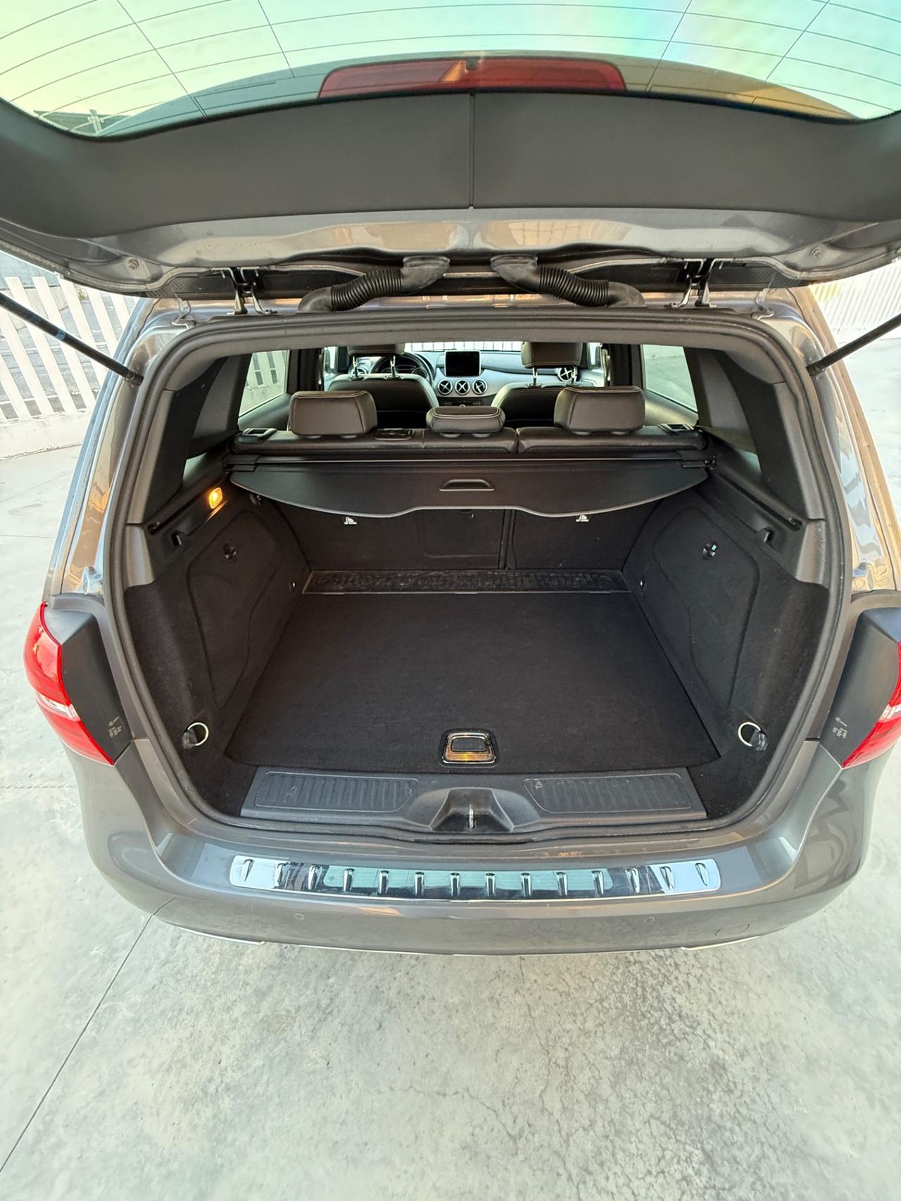 Mercedes-benz B 180 d Automatic Executive