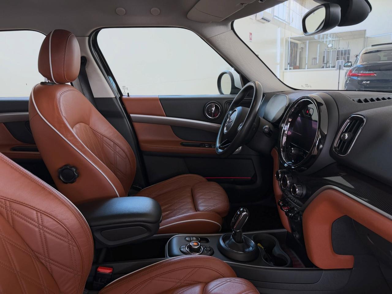 Mini Cooper Countryman 2.0 SD Hype Automatica