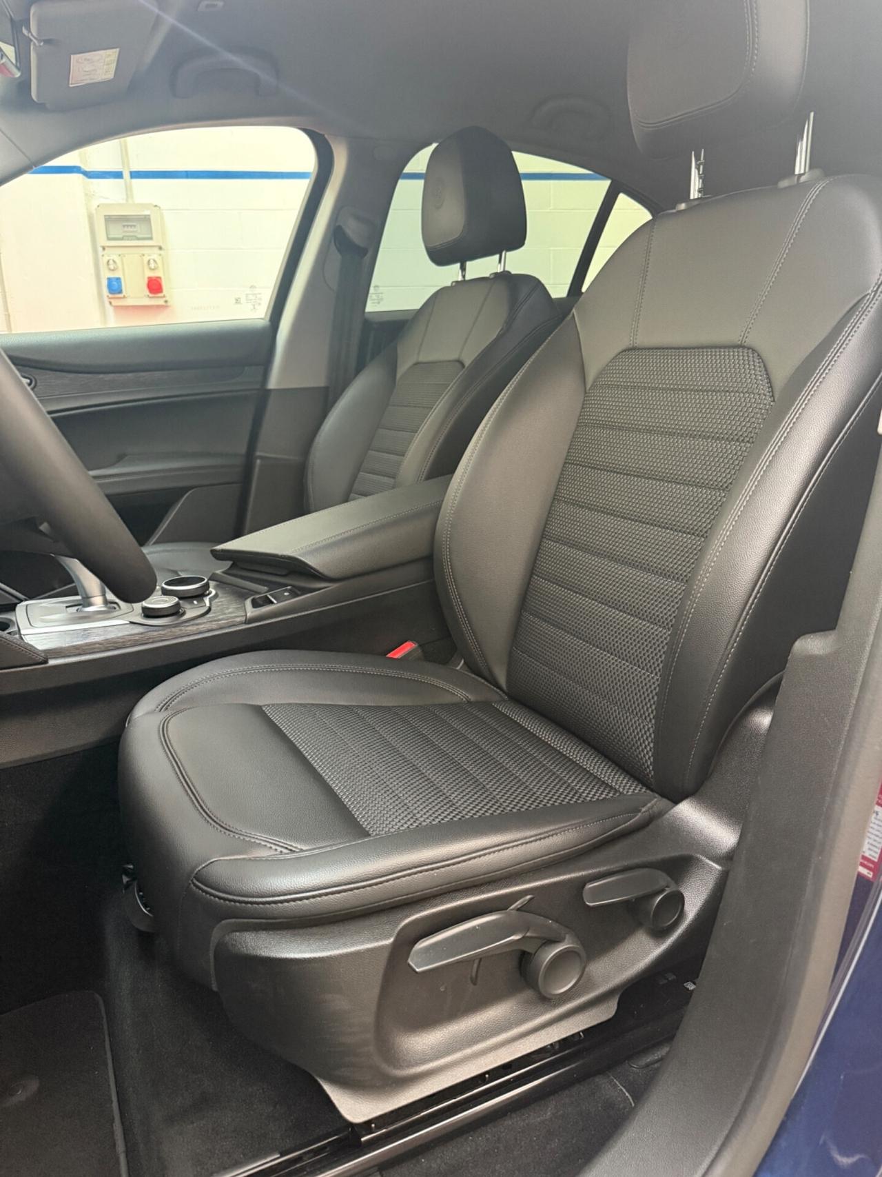 Alfa Romeo Stelvio 2.0 Turbo 280 CV AT8 Q4 Executive