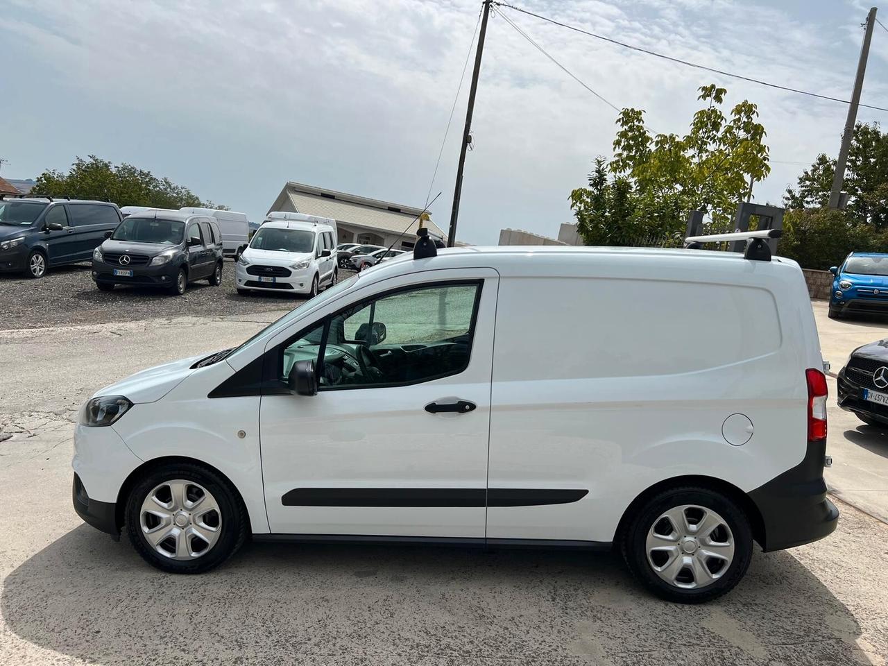 Ford Transit Courier 1.5 TDCi 75 cv