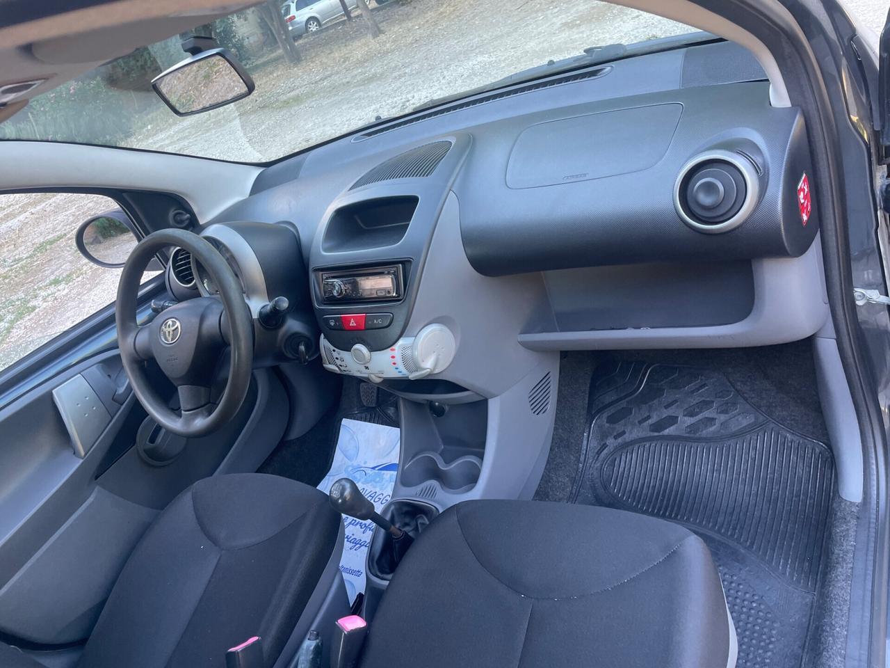 Toyota Aygo 1.0 12V VVT-i 5 porte Now