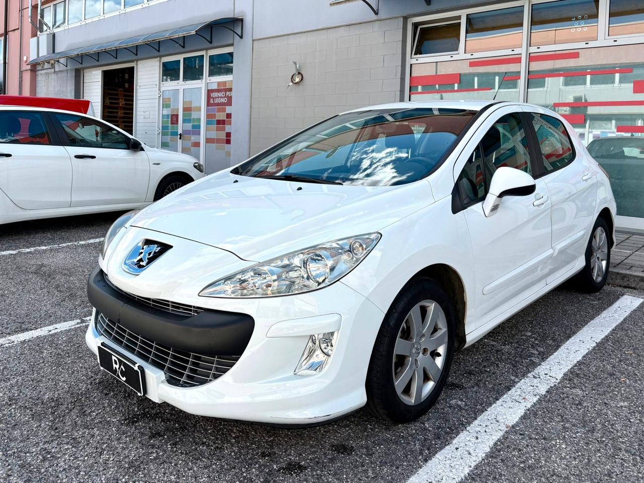 Peugeot 308 1.6 HDi 110CV 5p. Premium (6 Marce)
