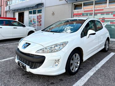 Peugeot 308 1.6 HDi 110CV 5p. Premium (6 Marce)