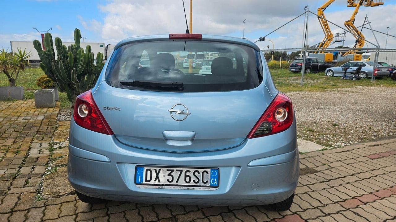 Opel Corsa 1.2 3 porte Sport